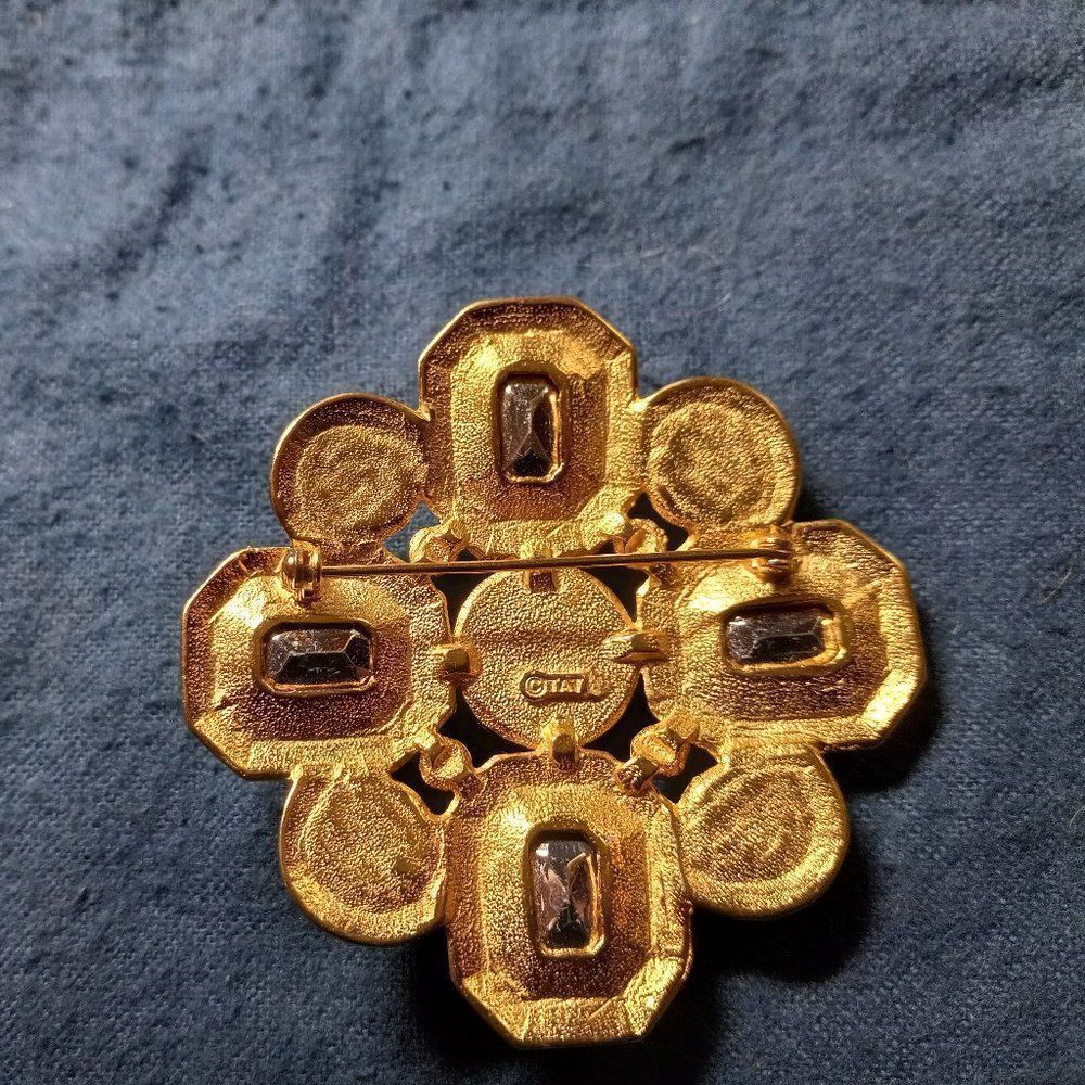 TAT marked pin - Picture 2 of 5